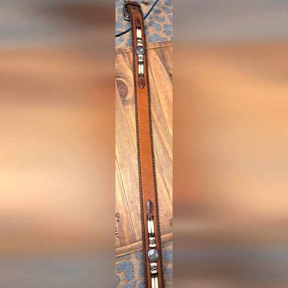 43" Beaded Leather Orvis Belt - Picture 6 of 10